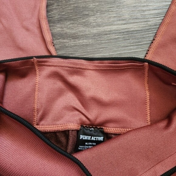 PINK Active Orange Seamless High Rise Athletic Leggings Size M Black Contrast - Picture 7 of 7